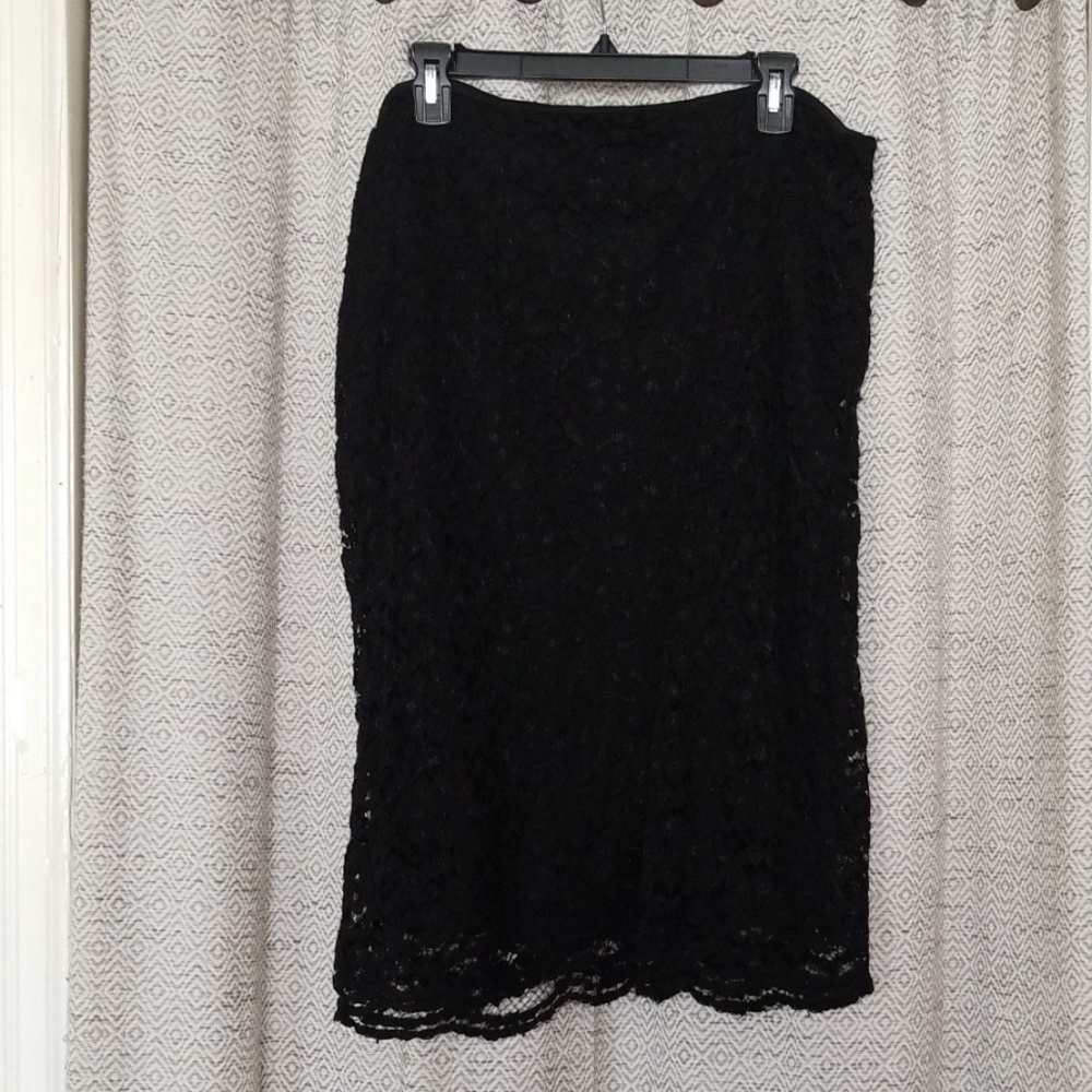 Worthington Women's Lace Lined Skirt